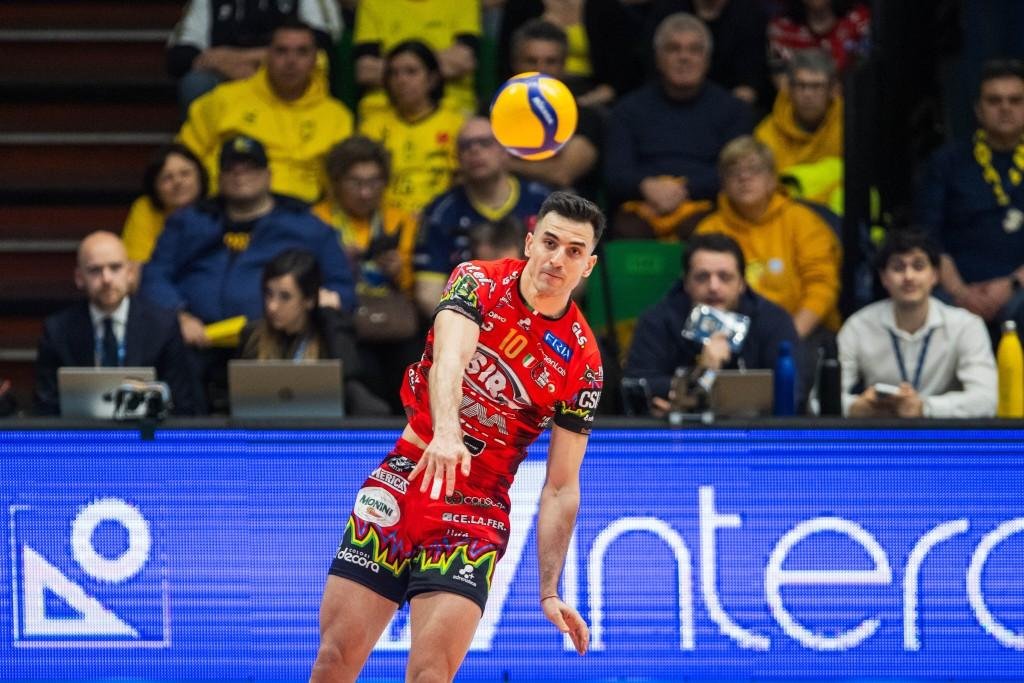 VOLLEY NIGHT – Ne rimarrà solo una! I playoff scudetto entrano nella fase decisiva