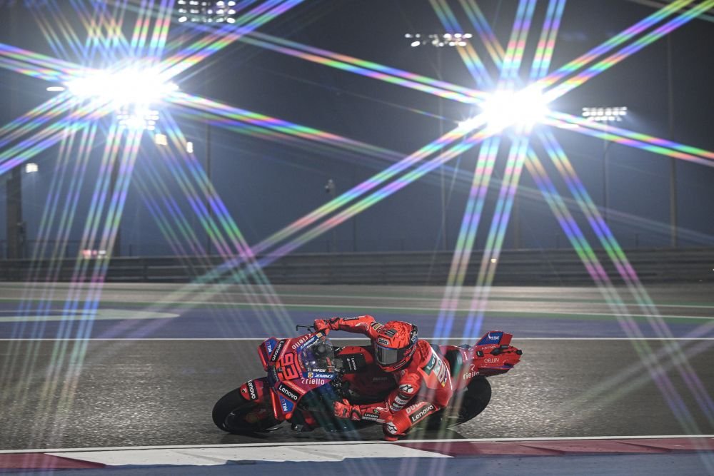 MotoGP, i promossi e bocciati del GP del Qatar. Marc Marquez superiore, Bagnaia limita i danni