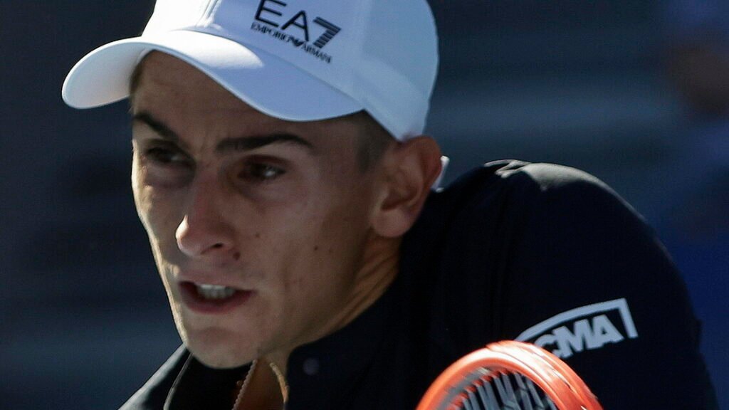 Tennis, Arnaldi eliminato al primo turno a Barcellona