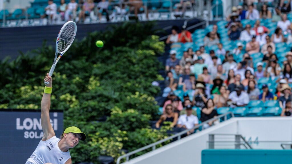 Tennis: Swiatek dimentica gli haters: ‘La Wta mi ha protetto’