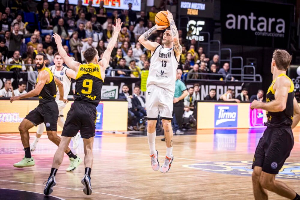 Basket, Reggio Emilia e Tortona impegnate in gara-2 dei quarti di finale di Champions League
