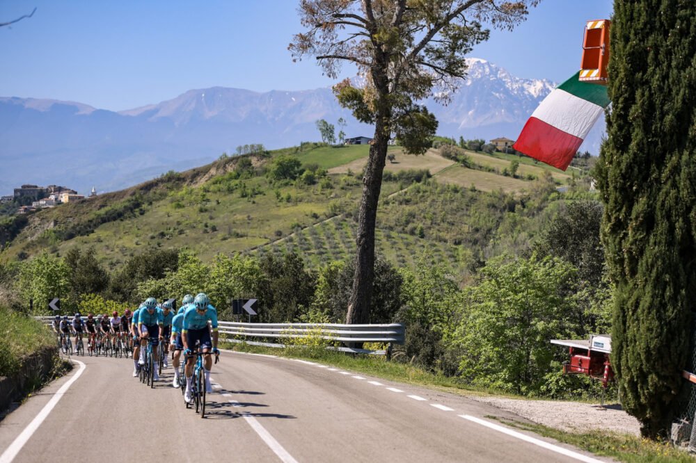 LIVE Giro d’Abruzzo 2025, tappa di oggi in DIRETTA: frazione mossa per velocisti resistenti