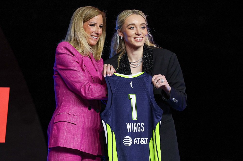 WNBA: Draft 2025, Paige Bueckers prima scelta assoluta per Dallas