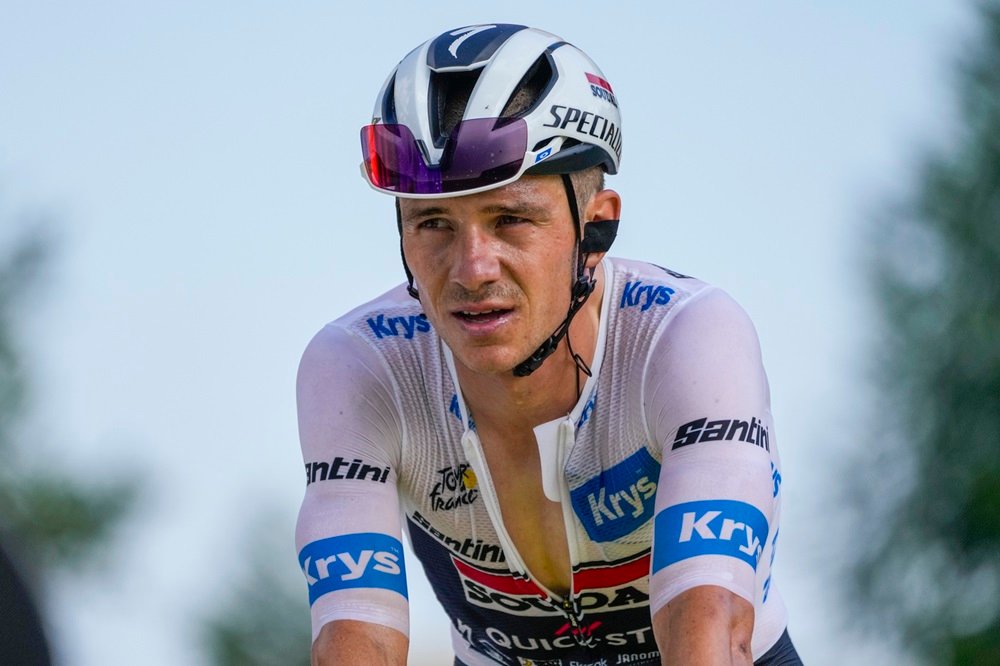 Remco Evenepoel torna in gara: “Senza mia moglie mi sarei ritirato, ho dubitato del futuro”