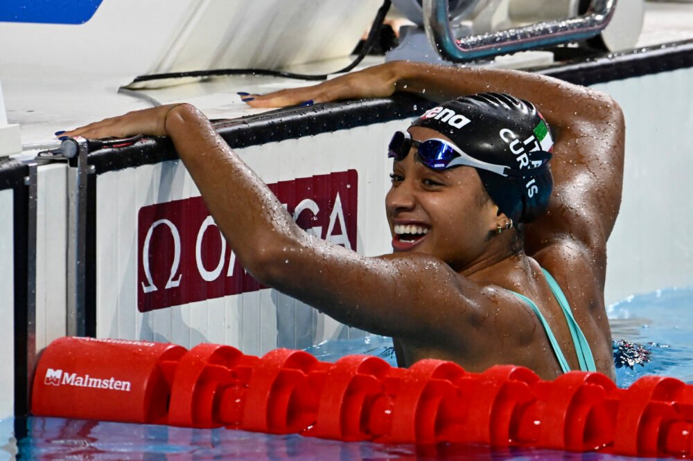 Campionati Italiani 2025: Sara Curtis cancella il record di Federica Pellegrini nei 100!