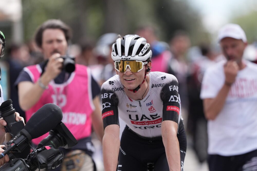 LIVE Giro d’Abruzzo 2025, tappa di oggi in DIRETTA: arrivo in salita a Penne