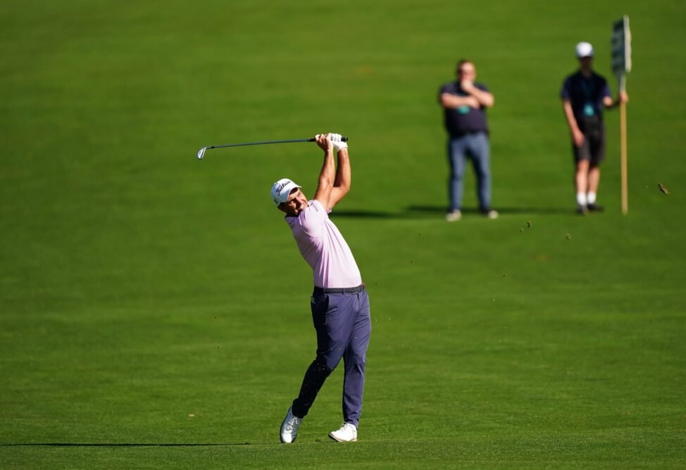 Golf, Pulkkanen svetta dopo il primo round del China Open. Buon avvio di Edoardo Molinari