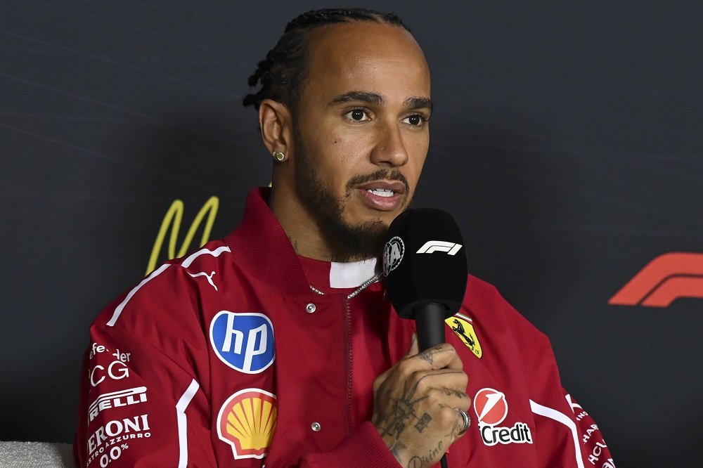 F1, Lewis Hamilton: “Ho trovato alcune cose che funzionano sulla Ferrari, sarà una sfida a Gedda”