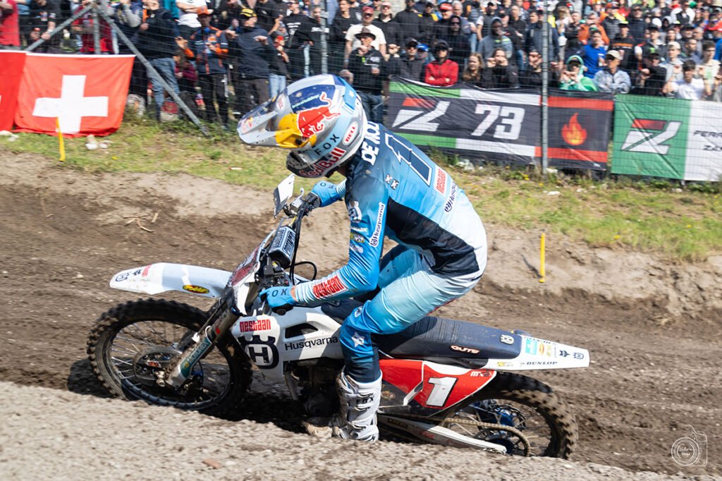 MX2: Kay de Wolf si prende le qualifiche del GP della Svizzera, quarto Adamo