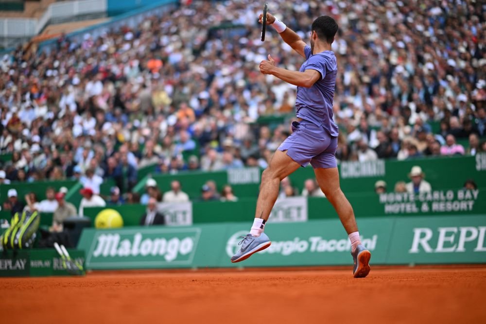 Alcaraz guadagna punti su Sinner nel ranking ATP e allunga nella Race verso Torino