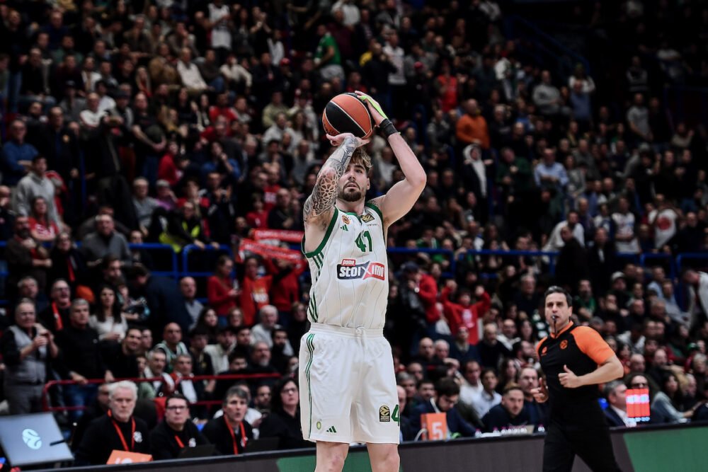 Basket, vittorie casalinghe per Fenerbahce e Panathinaikos nei playoff di Eurolega