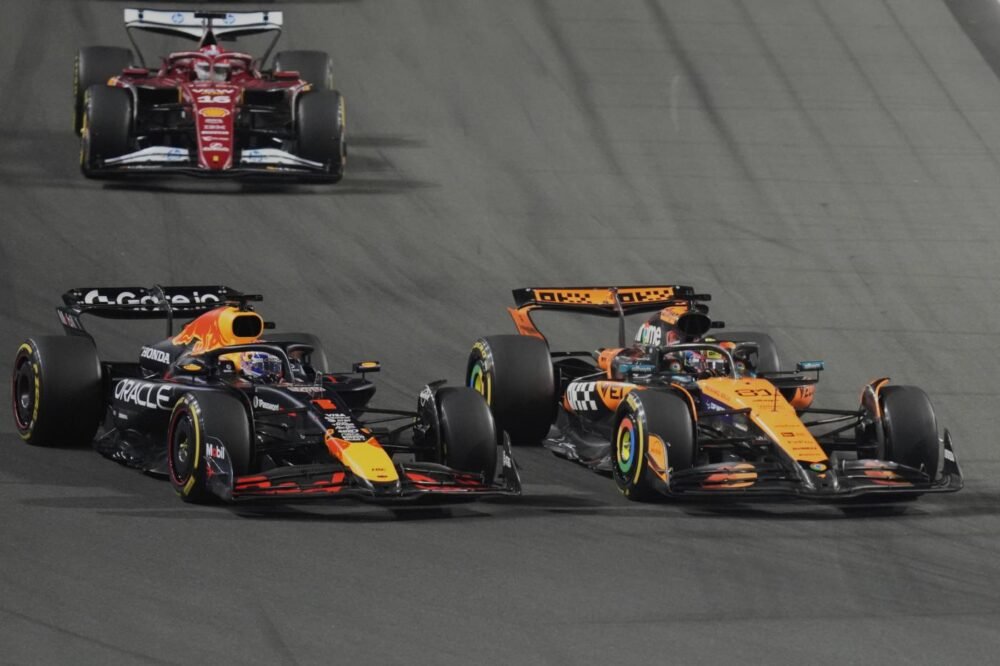 Piastri è leader, Norris spreca. E la Ferrari… Intervista a Giorgio Piola