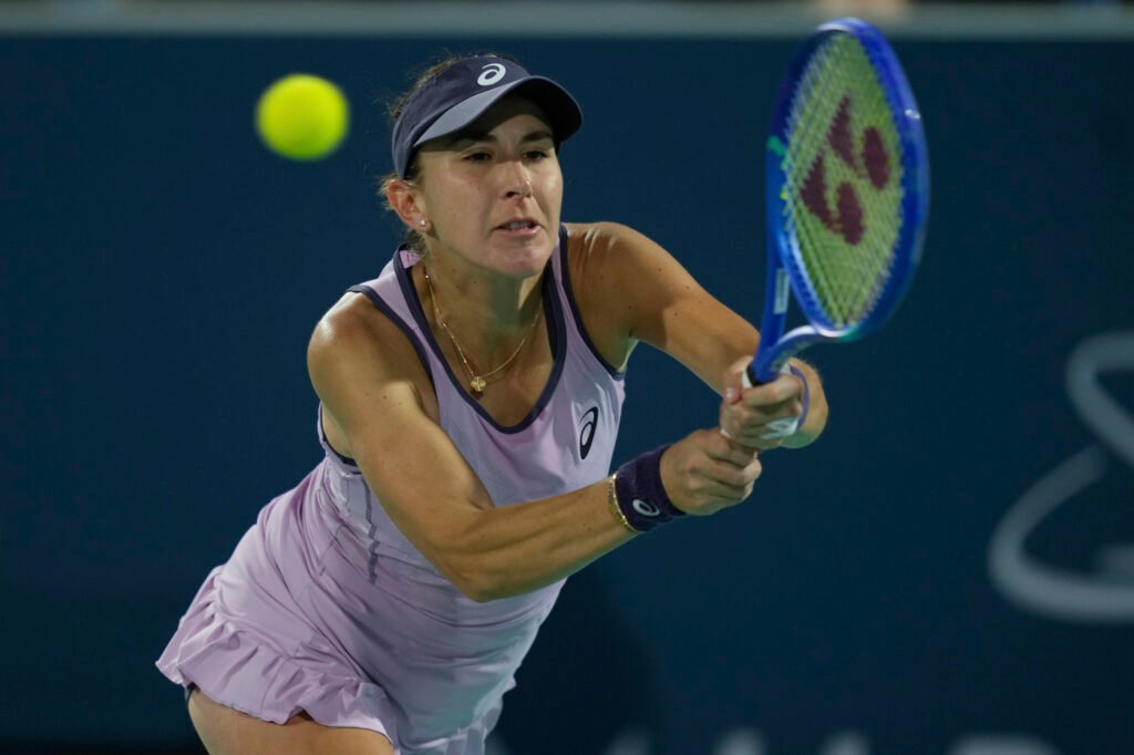 WTA Madrid 2025, avanzano Bencic, Sakkari e Danilovic