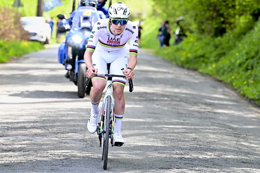 Tadej Pogacar domina anche la Liegi-Bastogne-Liegi e fa tris! Ottima Italia: 2° Ciccone, 4° Velasco!
