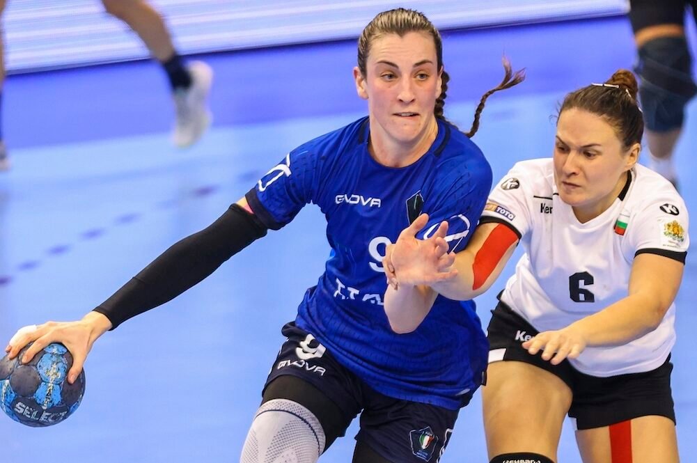 Pallamano: l’Italia femminile viene superata nuovamente dalla Romania. Addio al sogno dei Mondiali