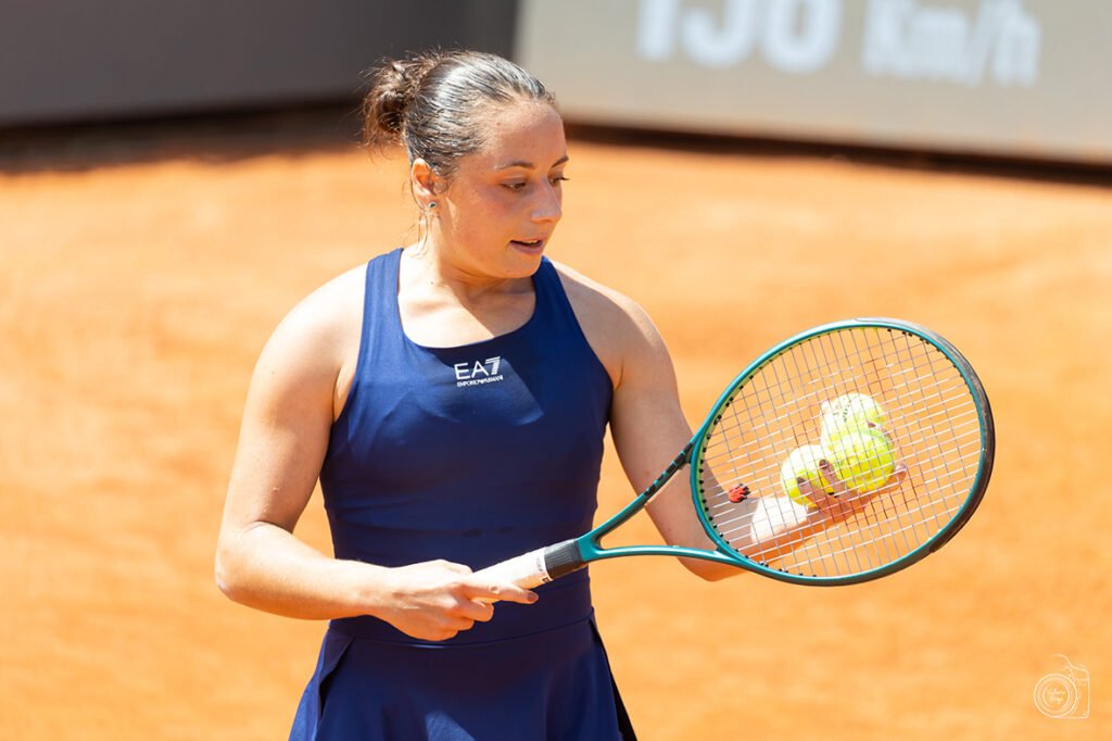 Cocciaretto saluta il Roland Garros. Alexandrova vince nettamente in due set