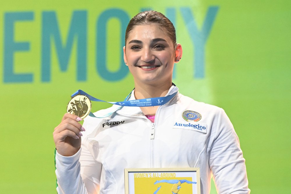 MANILA II, SOVRANA D’EUROPA! Esposito incanta ed è ancora oro nell’all-around!