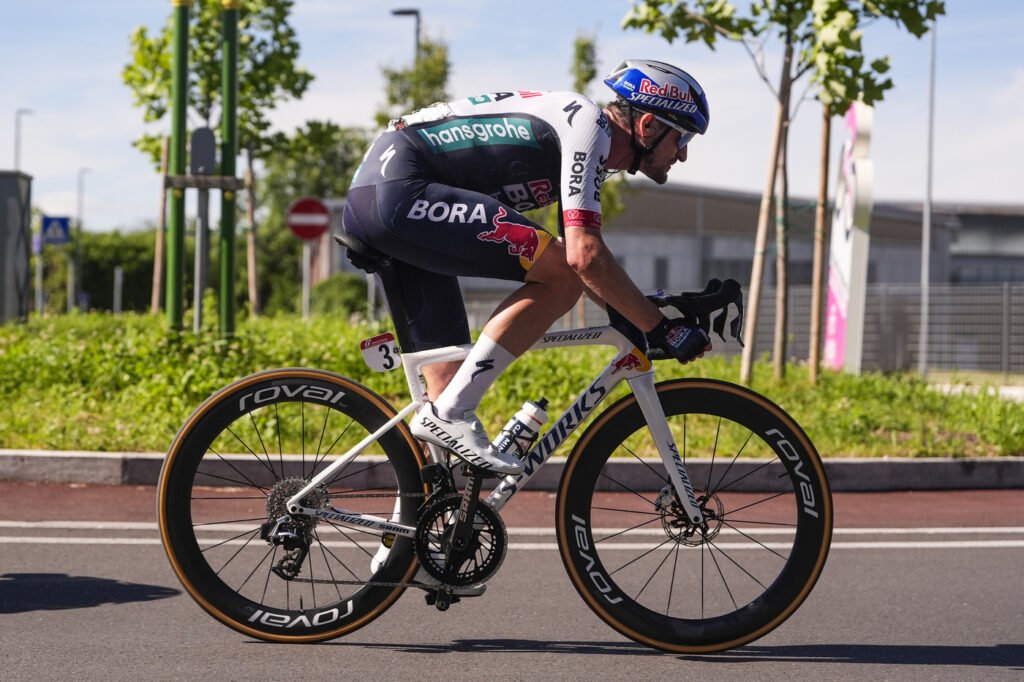 Pagelle Giro d’Italia 2025: Nico Denz una garanzia nella Corsa Rosa. Rimpianti per Maestri