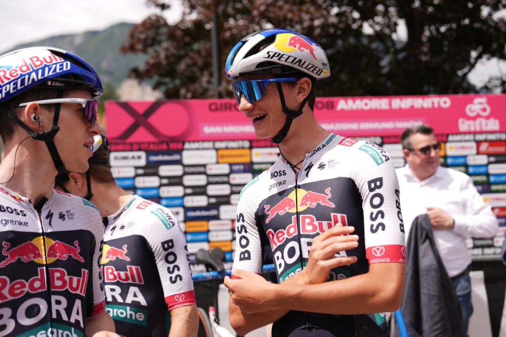 Giro d’Italia 2025, Giulio Pellizzari: “Tanti proveranno a ribaltare la corsa, il caldo si sentirà” Giro d’Italia 2025, Giulio Pellizzari: “Tanti proveranno a ribaltare la corsa, il caldo si sentirà”