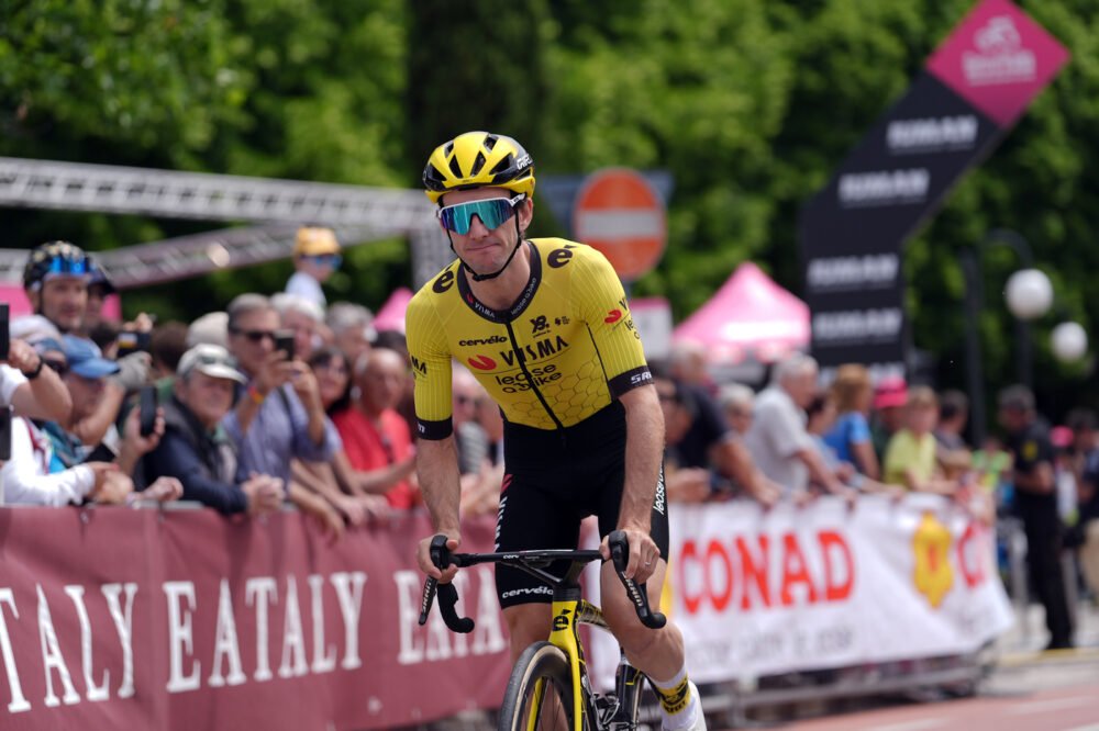 Simon Yates: “Posso attaccare sul Colle delle Finestre. Spero che le gambe siano buone come oggi”