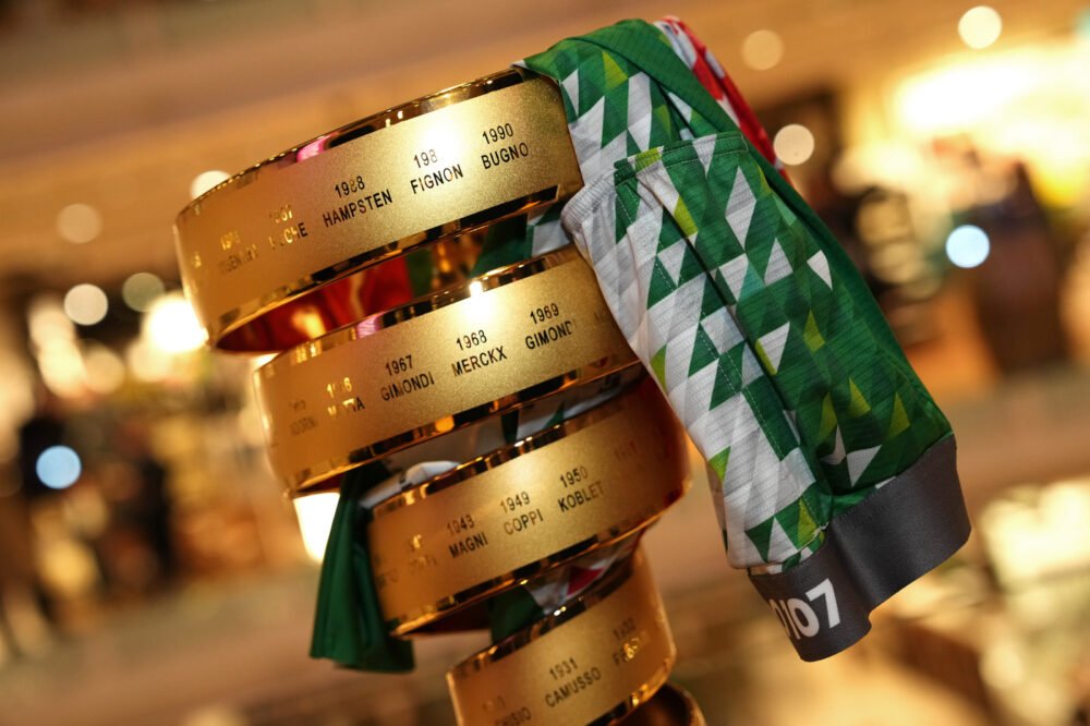 Dove vedere in tv il Giro d’Italia 2025: la guida completa in chiaro e a pagamento