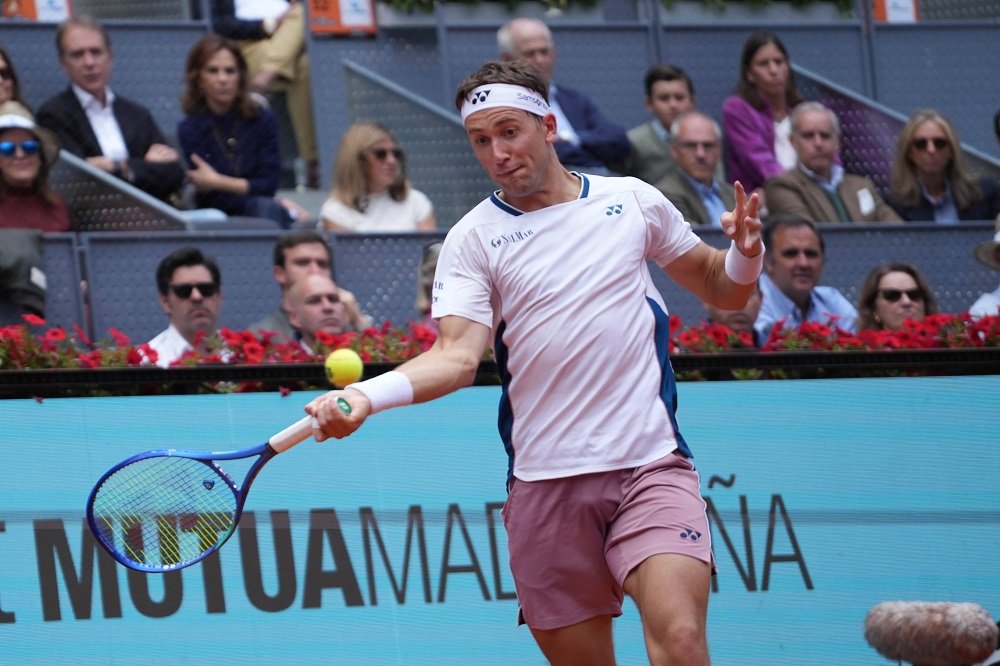 Casper Ruud e Francisco Cerundolo in semifinale a Madrid. Eliminati Medvedev e Mensik