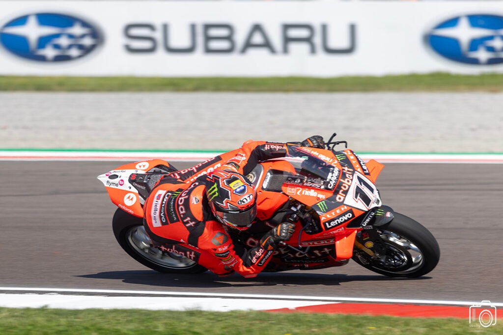 Superbike, Nicolò Bulega il più veloce nella FP1 a Cremona. 2° Petrucci davanti a Razgatlioglu