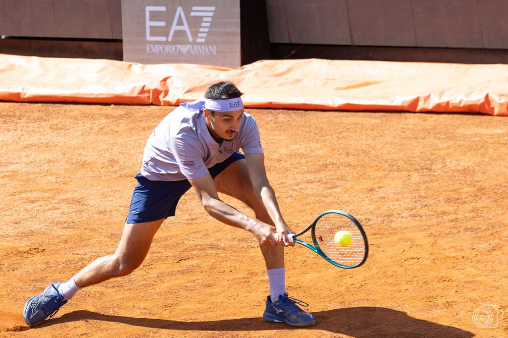 Lorenzo Sonego, brutta giornata no: eliminato a sorpresa agli Internazionali d’Italia da Burruchaga