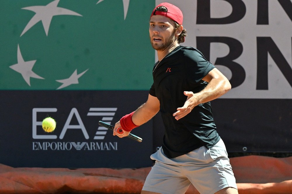 ATP Roma 2025: Muller a sorpresa su Lehecka, avanti due italiani su tre