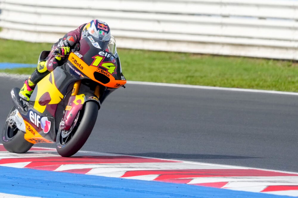 Moto2, Manuel Gonzalez domina le pre-qualifiche a Le Mans, Vietti ed Arbolino nei quattordici