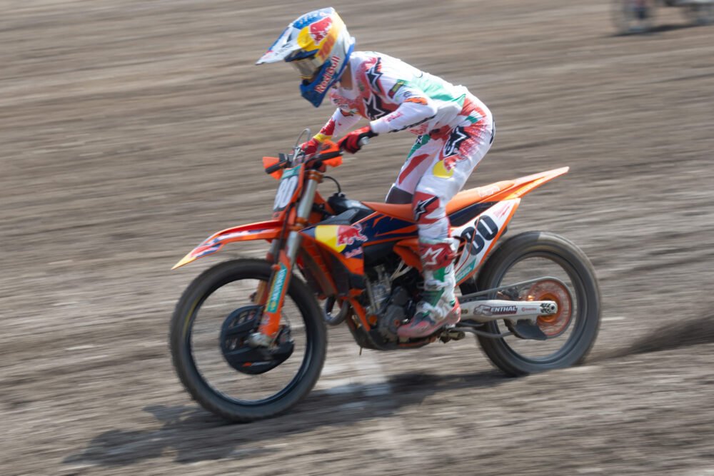 LIVE Motocross, GP Spagna MX2 2025 in DIRETTA: Adamo per proseguire la scalata in classifica