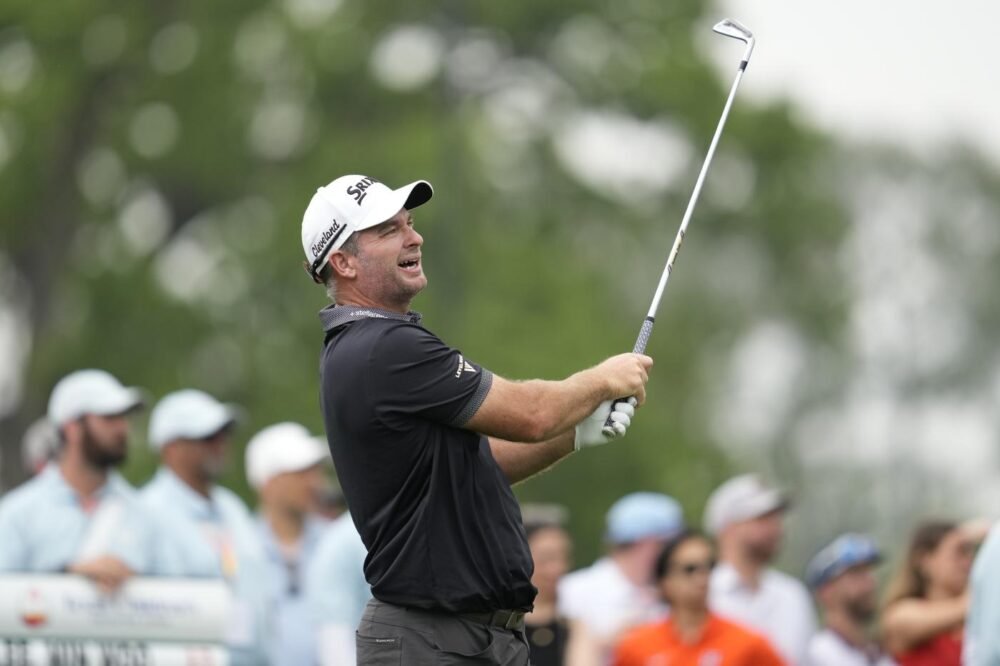 Golf: Ryan Fox vince a Myrtle Beach al playoff, Francesco Molinari e Manassero nelle retrovie