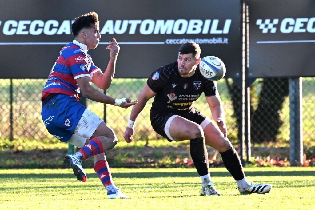 Rugby, Serie A Elite: Viadana a un passo dalla finale, Rovigo-Petrarca tutto in 80 minuti