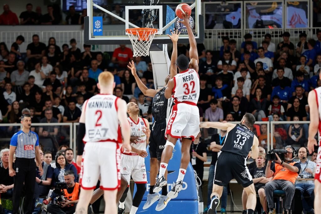 Basket, in gara-1 dei quarti di Serie A vincono Milano, Brescia e Trapani