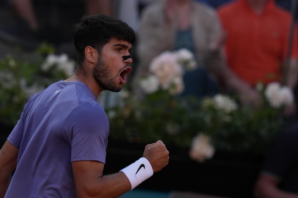 Carlos Alcaraz a Sinner: “Non immagino la difficoltà di questi mesi, hai fatto un grande rientro”