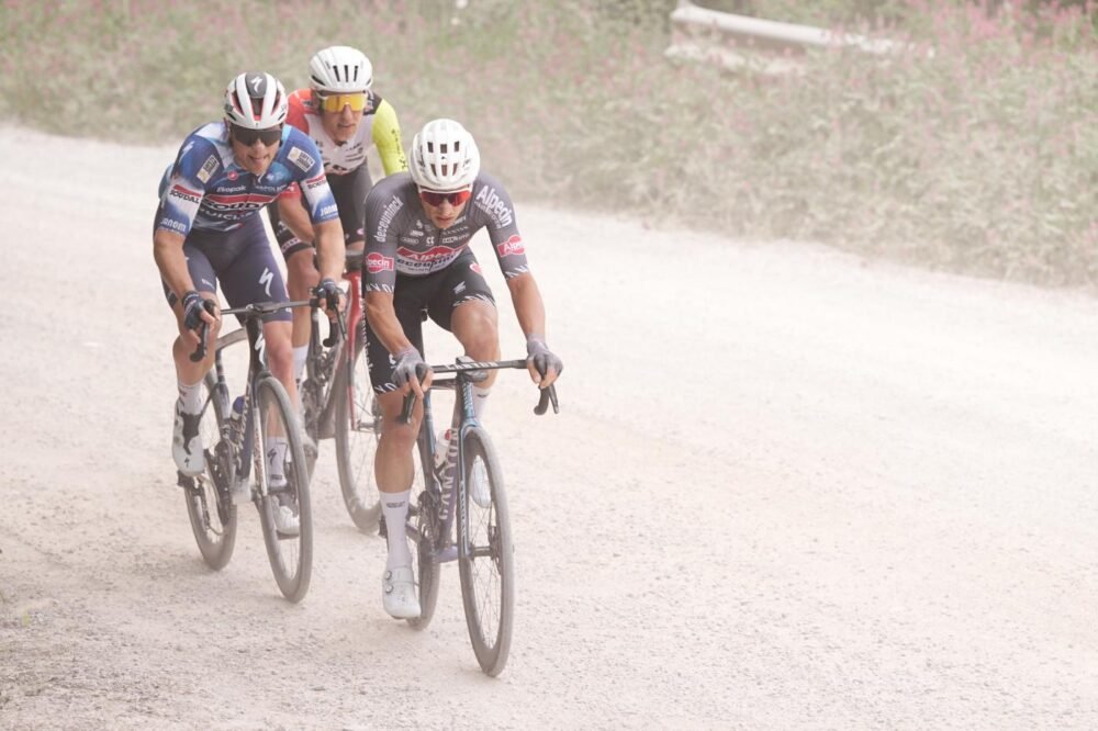 Ribaltone al Giro d’Italia! Tutti i distacchi: Ciccone e Tiberi guadagnano su Ayuso e Roglic!