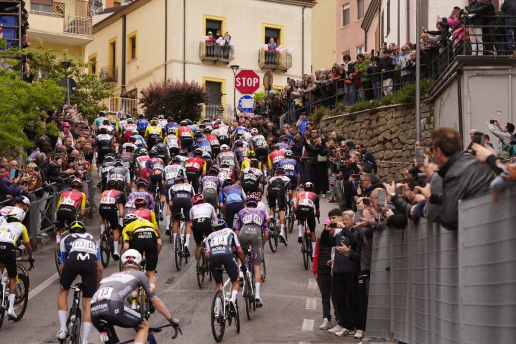 Giro d’Italia 2025, tutte le salite della seconda settimana. Attesa per il Monte Grappa
