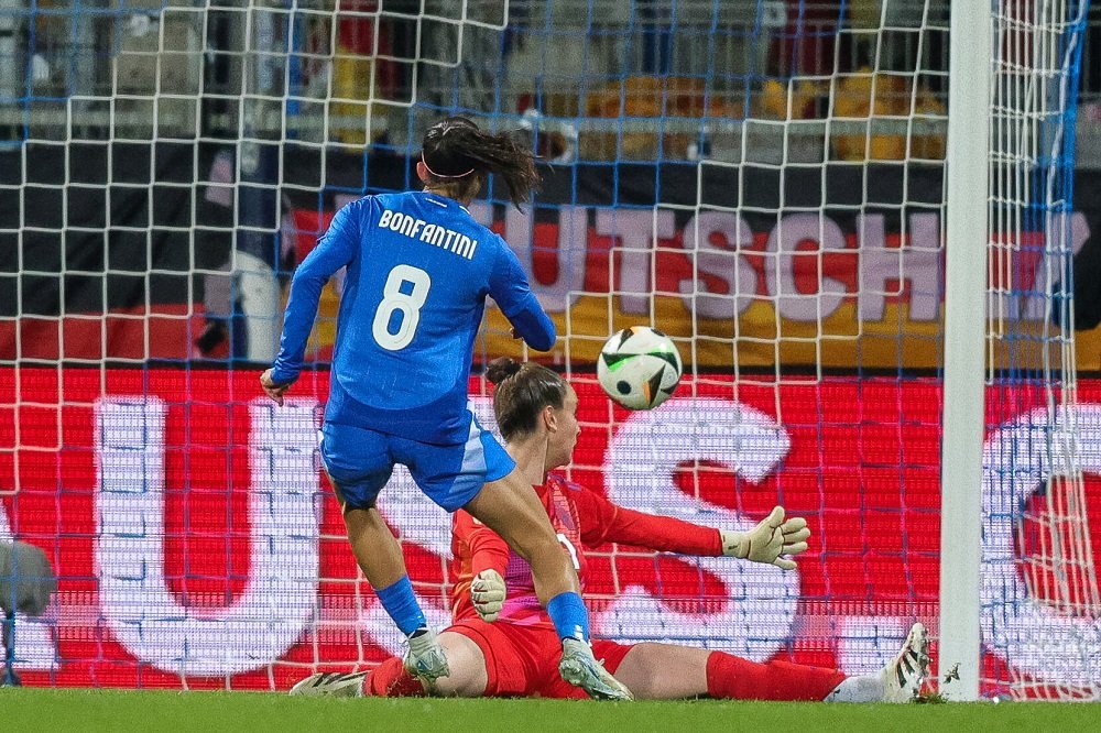 Calcio femminile, le convocate dell’Italia per la Nations League: 35 azzurre in stage a Roma