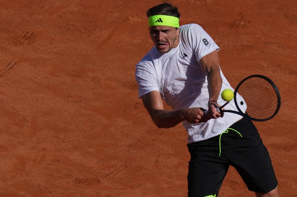 ATP Amburgo, Alexander Zverev e Andrey Rublev approdano agli ottavi di finale. Engel sorprende