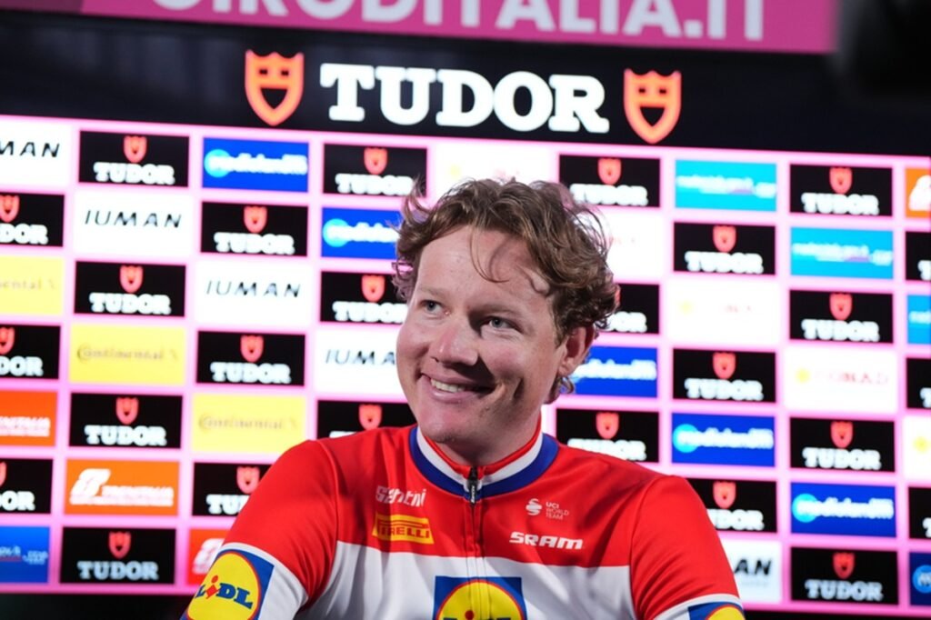 Giro d’Italia 2025, Daan Hoole: “Ho vissuto in ottica di questa giornata”