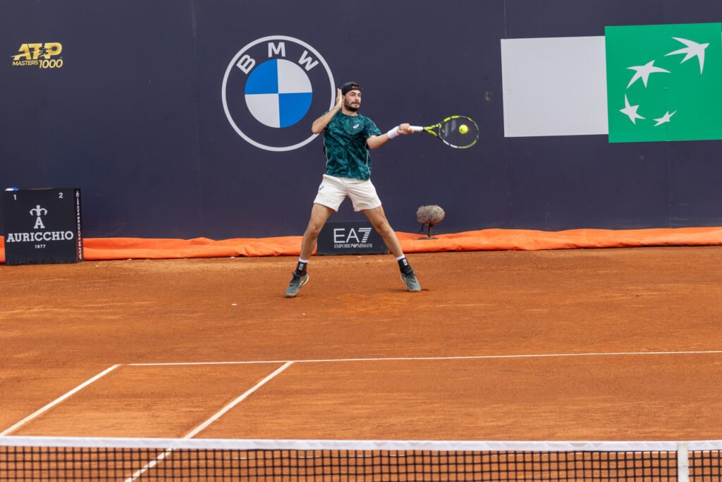 Roland Garros 2025: Giulio Zeppieri ancora qualificato, Gomez battuto in un’ora