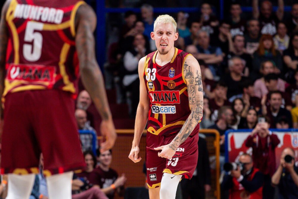 Basket, Venezia vince gara-3 contro la Virtus Bologna e riapre la serie