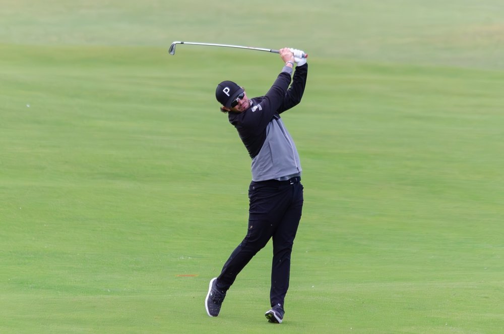 Golf, Ferguson da solo in vetta in Belgio. Bene Migliozzi