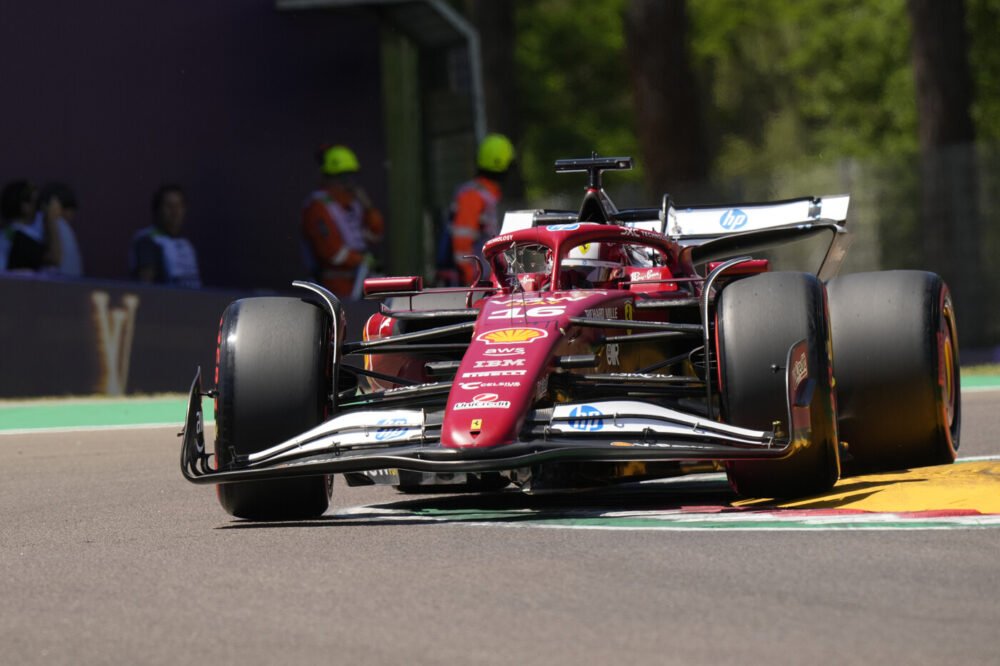 Quando MotoGP e F1 oggi (24 maggio): orari qualifiche e Sprint, streaming, programma TV8 e Sky