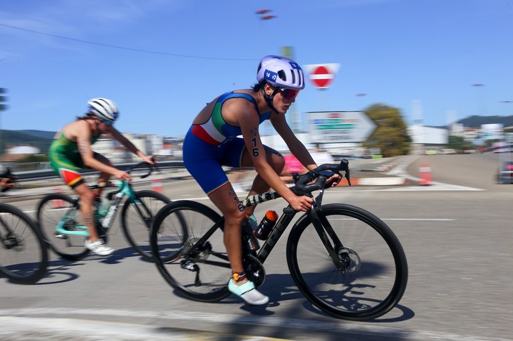Triathlon, Costanza Arpinelli terza in Coppa del Mondo a Samarcanda! Quarta Zane, nona Mallozzi