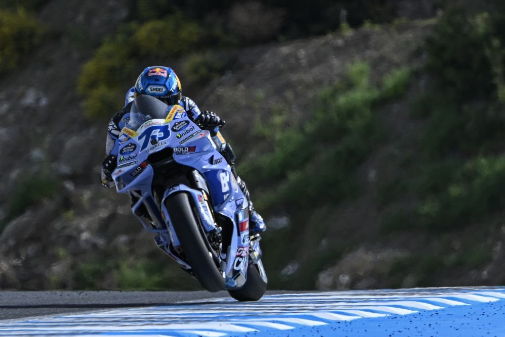 MotoGP: un solido Alex Marquez vince la Sprint Race a Silverstone. Disastro Bagnaia