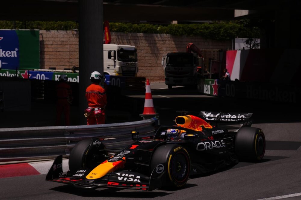 F1, Max Verstappen sull’impeding di Hamilton: “Non è stata colpa sua, ma del muretto Ferrari”