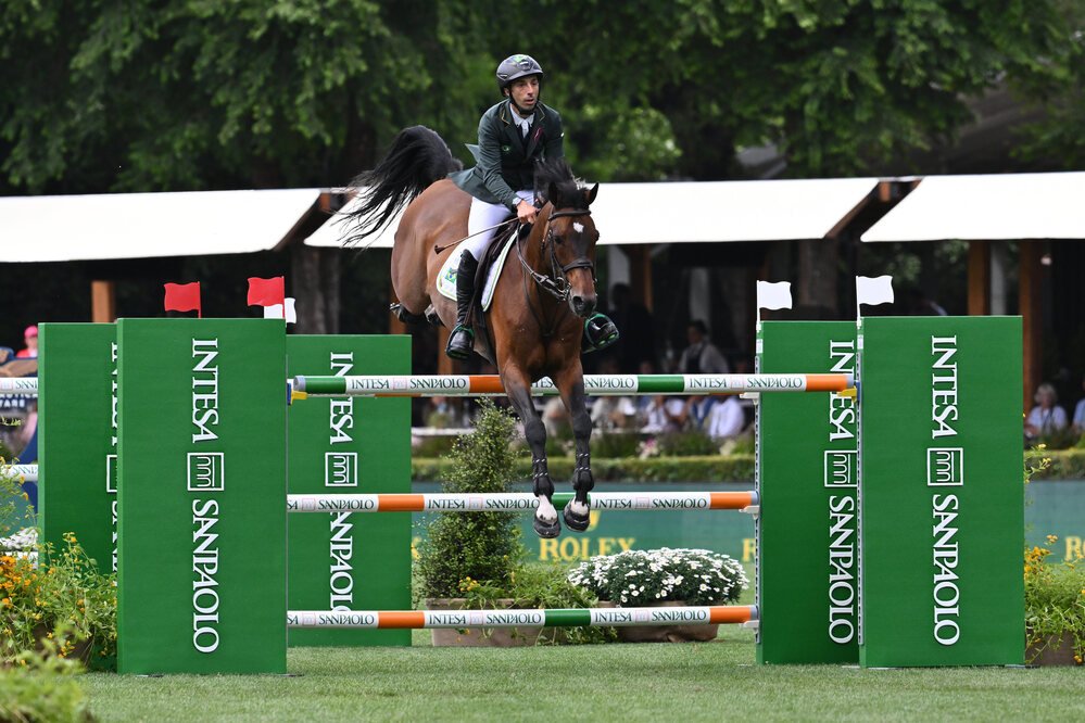Piazza di Siena 2025: il brasiliano Yuri Mansur sorprende tutti e vince nel GP Roma