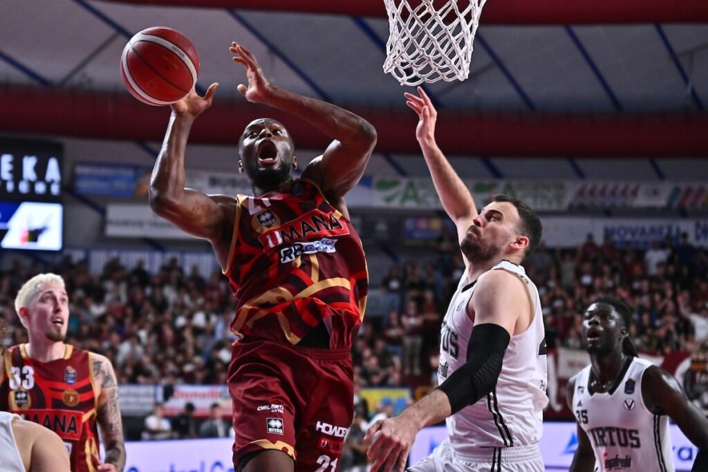 Basket, Venezia batte la Virtus Bologna e manda la serie a gara-5