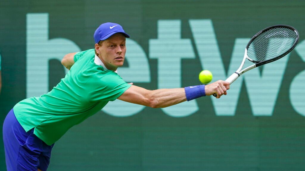 Tennis, ad Halle in campo Sinner-Hanfmann 1-0 (7-5) 2-2 nel secondo set  DIRETTA